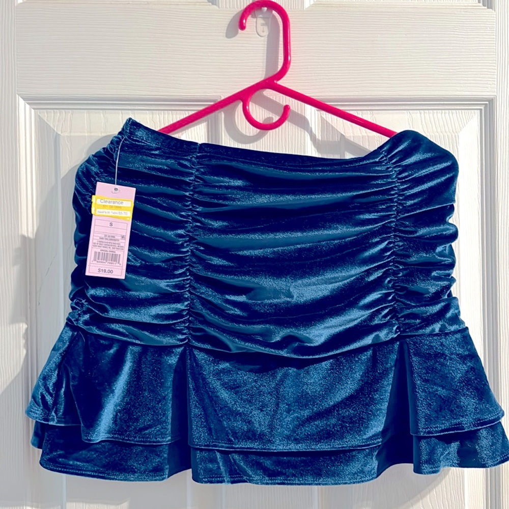Blue velvet skirt